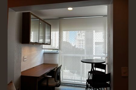 Varanda de apartamento para alugar com 2 quartos, 54m² em Chácara Santo Antônio (Zona Sul), São Paulo