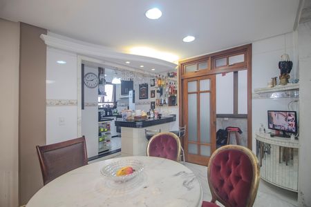 Apartamento à venda com 101m², 3 quartos e sem vagaSala