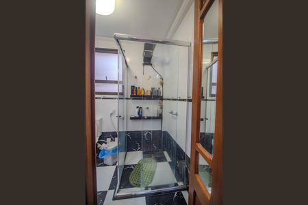 Apartamento à venda com 101m², 3 quartos e sem vagaBanheiro 2