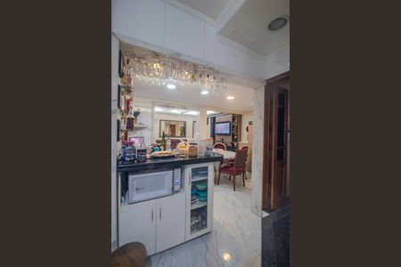 Apartamento à venda com 101m², 3 quartos e sem vagaCozinha