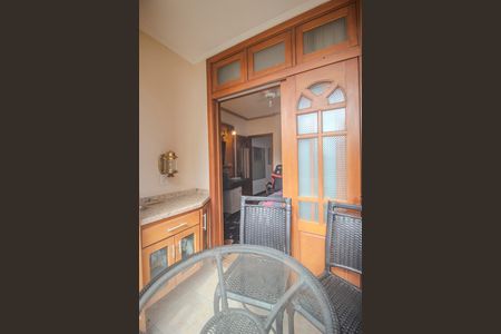 Apartamento à venda com 101m², 3 quartos e sem vagaVaranda