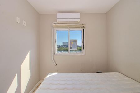 Quarto 2 de apartamento para alugar com 2 quartos, 48m² em Passo das Pedras, Porto Alegre