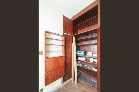 Casa à venda com 160m², 3 quartos e 1 vagaQuarto de Serviço (segundo andar)