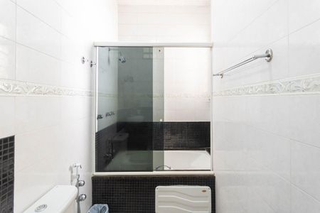 Casa à venda com 160m², 3 quartos e 1 vagaBanheiro 