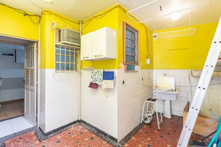 Casa à venda com 160m², 3 quartos e 1 vagaÁrea de Serviço