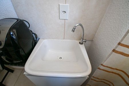 Apartamento à venda com 48m², 2 quartos e 1 vagaCozinha e Área de Serviço