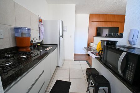 Apartamento à venda com 48m², 2 quartos e 1 vagaCozinha e Área de Serviço