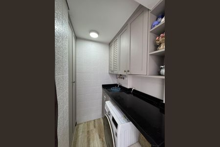 Apartamento à venda com 72m², 2 quartos e 2 vagasÁrea de Serviço