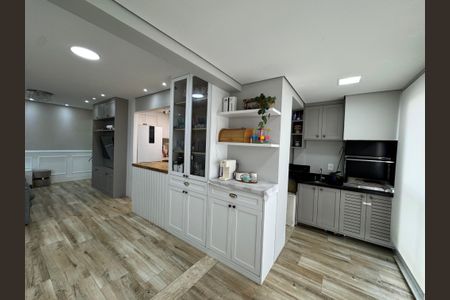 Apartamento à venda com 72m², 2 quartos e 2 vagasSala