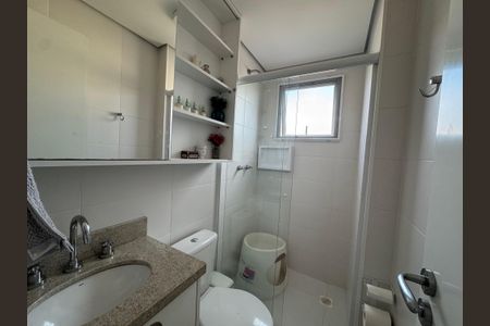 Apartamento à venda com 72m², 2 quartos e 2 vagasBanheiro da Suíte 2