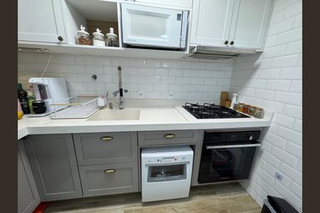 Apartamento à venda com 72m², 2 quartos e 2 vagasCozinha