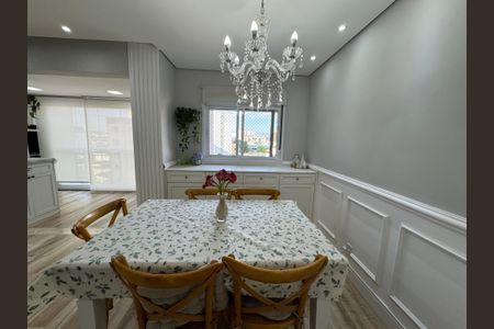 Apartamento à venda com 72m², 2 quartos e 2 vagasSala