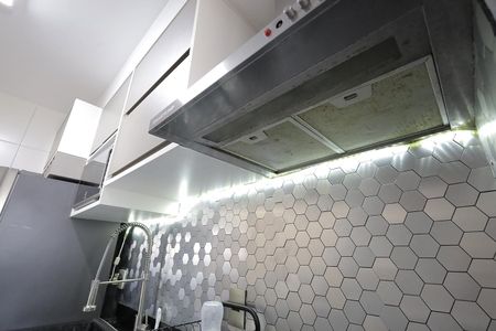 Apartamento à venda com 79m², 2 quartos e 1 vaga Apartamento à venda com 79m², 2 quartos e 1 vagaCozinha e Área de Serviço