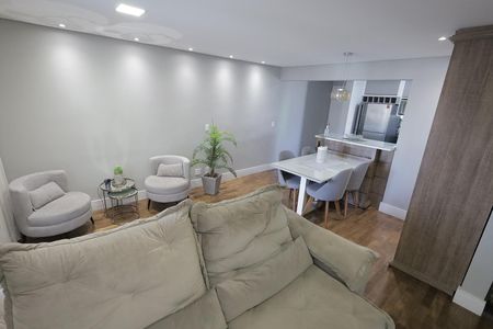 Apartamento à venda com 79m², 2 quartos e 1 vaga Apartamento à venda com 79m², 2 quartos e 1 vagaSala