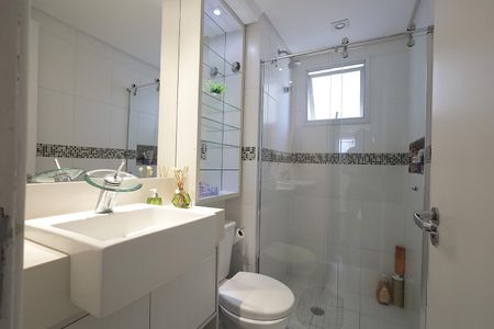 Apartamento à venda com 79m², 2 quartos e 1 vaga Apartamento à venda com 79m², 2 quartos e 1 vagaBanheiro