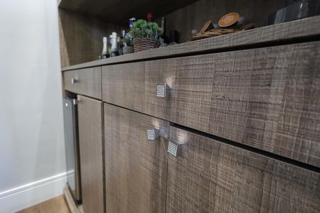 Apartamento à venda com 79m², 2 quartos e 1 vaga Apartamento à venda com 79m², 2 quartos e 1 vagaSala