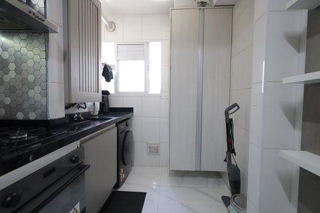 Apartamento à venda com 79m², 2 quartos e 1 vaga Apartamento à venda com 79m², 2 quartos e 1 vagaCozinha e Área de Serviço