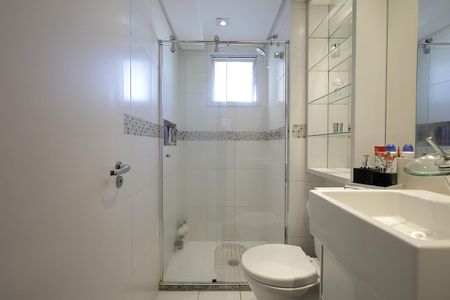 Apartamento à venda com 79m², 2 quartos e 1 vaga Apartamento à venda com 79m², 2 quartos e 1 vagaBanheiro Suíte