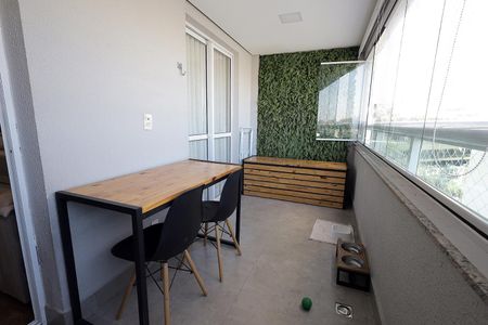 Apartamento à venda com 79m², 2 quartos e 1 vaga Apartamento à venda com 79m², 2 quartos e 1 vagaSacada Gourmet