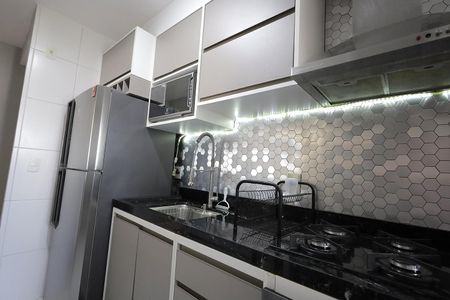 Apartamento à venda com 79m², 2 quartos e 1 vaga Apartamento à venda com 79m², 2 quartos e 1 vagaCozinha e Área de Serviço