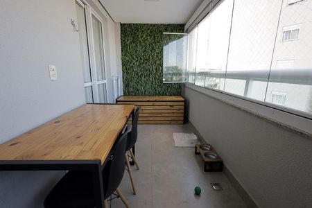 Apartamento à venda com 79m², 2 quartos e 1 vaga Apartamento à venda com 79m², 2 quartos e 1 vagaSacada Gourmet