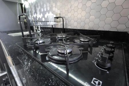 Apartamento à venda com 79m², 2 quartos e 1 vaga Apartamento à venda com 79m², 2 quartos e 1 vagaCozinha e Área de Serviço