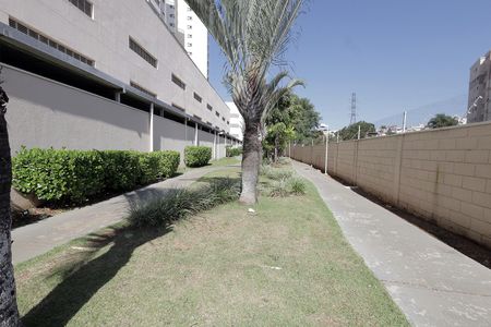 Apartamento à venda com 79m², 2 quartos e 1 vaga Apartamento à venda com 79m², 2 quartos e 1 vagaPista de corrida