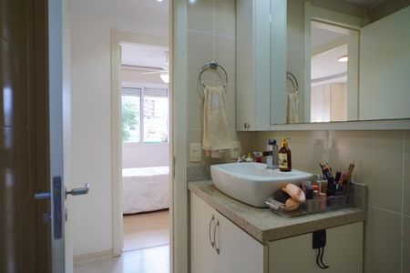 Apartamento à venda com 75m², 2 quartos e 1 vagaBanheiro 