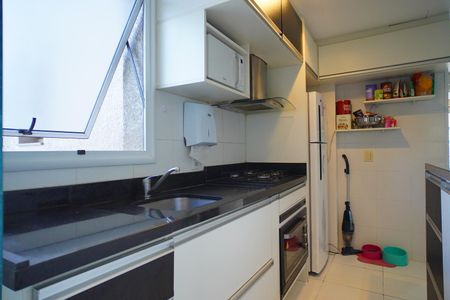 Apartamento à venda com 75m², 2 quartos e 1 vagaCozinha 