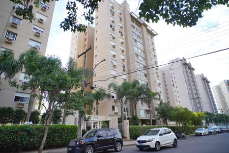 Apartamento à venda com 75m², 2 quartos e 1 vagaFachada 