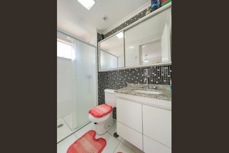 Apartamento à venda com 85m², 2 quartos e 2 vagas Apartamento à venda com 85m², 2 quartos e 2 vagasBanheiro da Suíte