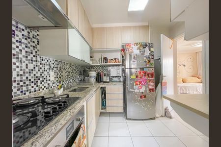 Apartamento à venda com 85m², 2 quartos e 2 vagas Apartamento à venda com 85m², 2 quartos e 2 vagasCozinha