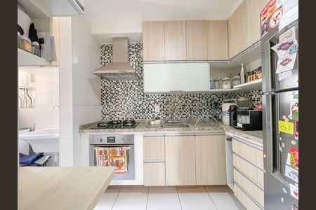 Apartamento à venda com 85m², 2 quartos e 2 vagas Apartamento à venda com 85m², 2 quartos e 2 vagasCozinha
