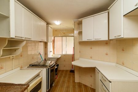 Apartamento à venda com 64m², 3 quartos e sem vaga Apartamento à venda com 64m², 3 quartos e sem vagaCozinha e Área de Serviço