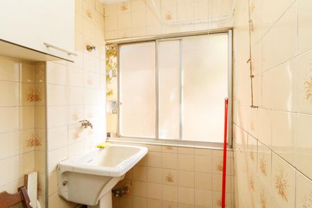 Apartamento à venda com 64m², 3 quartos e sem vaga Apartamento à venda com 64m², 3 quartos e sem vagaCozinha e Área de Serviço