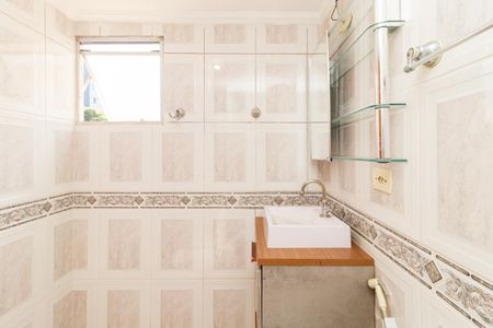 Apartamento à venda com 64m², 3 quartos e sem vaga Apartamento à venda com 64m², 3 quartos e sem vagaBanheiro