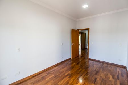 Casa de condomínio para alugar com 415m², 4 quartos e 3 vagasSuíte 3