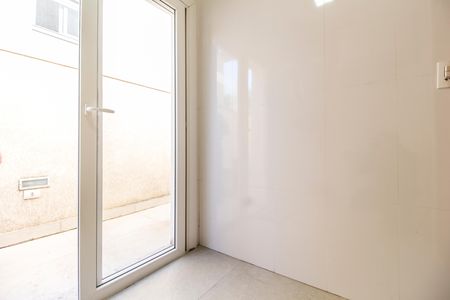 Casa de condomínio para alugar com 415m², 4 quartos e 3 vagasÁrea de Serviço