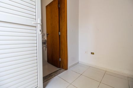 Casa de condomínio para alugar com 415m², 4 quartos e 3 vagasQuarto de Serviço