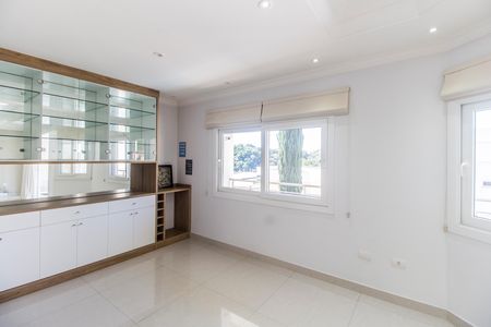 Casa de condomínio para alugar com 415m², 4 quartos e 3 vagasSala 