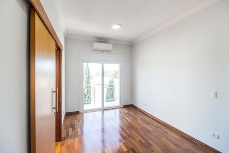 Casa de condomínio para alugar com 415m², 4 quartos e 3 vagasSuíte 3