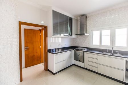 Casa de condomínio para alugar com 415m², 4 quartos e 3 vagasCozinha