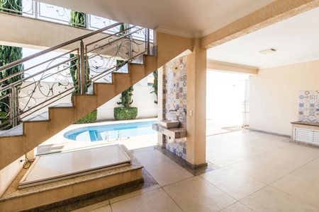 Casa de condomínio para alugar com 415m², 4 quartos e 3 vagasÁrea gourmet