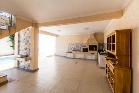 Casa de condomínio para alugar com 415m², 4 quartos e 3 vagasÁrea gourmet