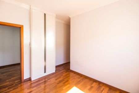 Casa de condomínio para alugar com 415m², 4 quartos e 3 vagasSuíte 4