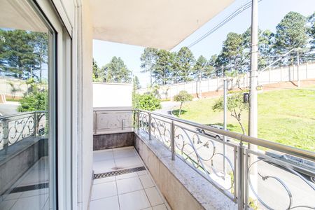 Casa de condomínio para alugar com 415m², 4 quartos e 3 vagasVaranda
