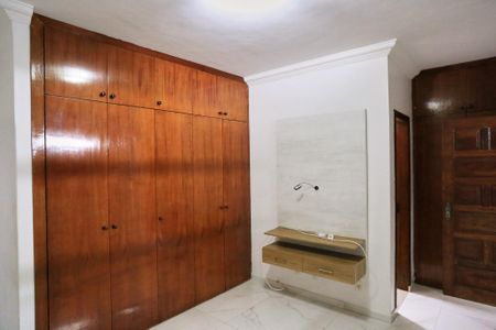 Casa à venda com 120m², 3 quartos e 3 vagasSuíte
