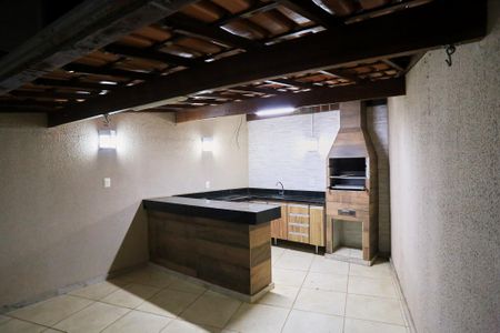 Casa à venda com 120m², 3 quartos e 3 vagasÁrea externa