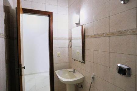 Casa à venda com 120m², 3 quartos e 3 vagasBanheiro