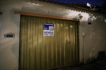 Casa à venda com 120m², 3 quartos e 3 vagasFachada com Plaquinha